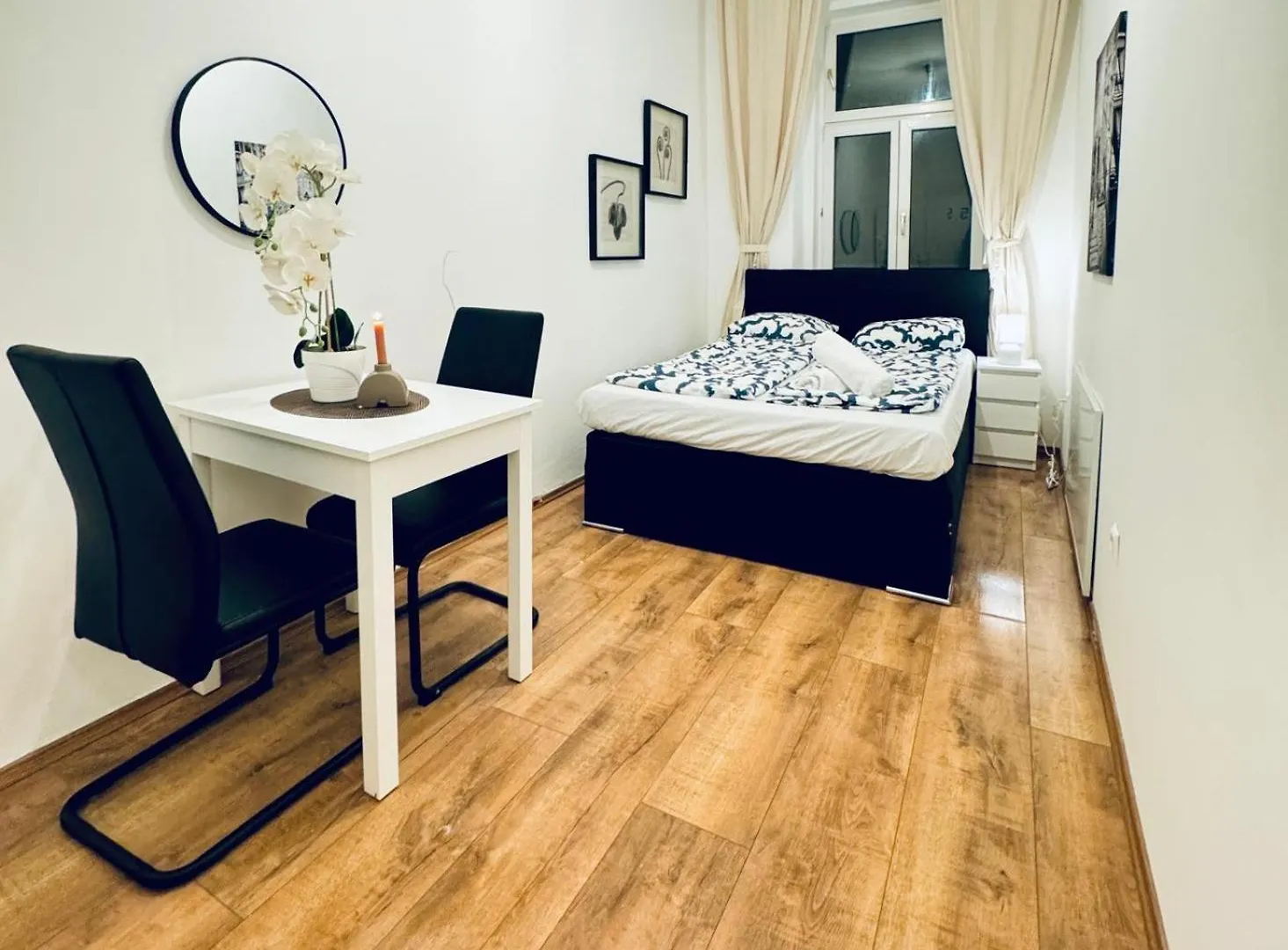 Charming 5Br Shared Apt, Minutes From Atzgersdorf Vienna Austria