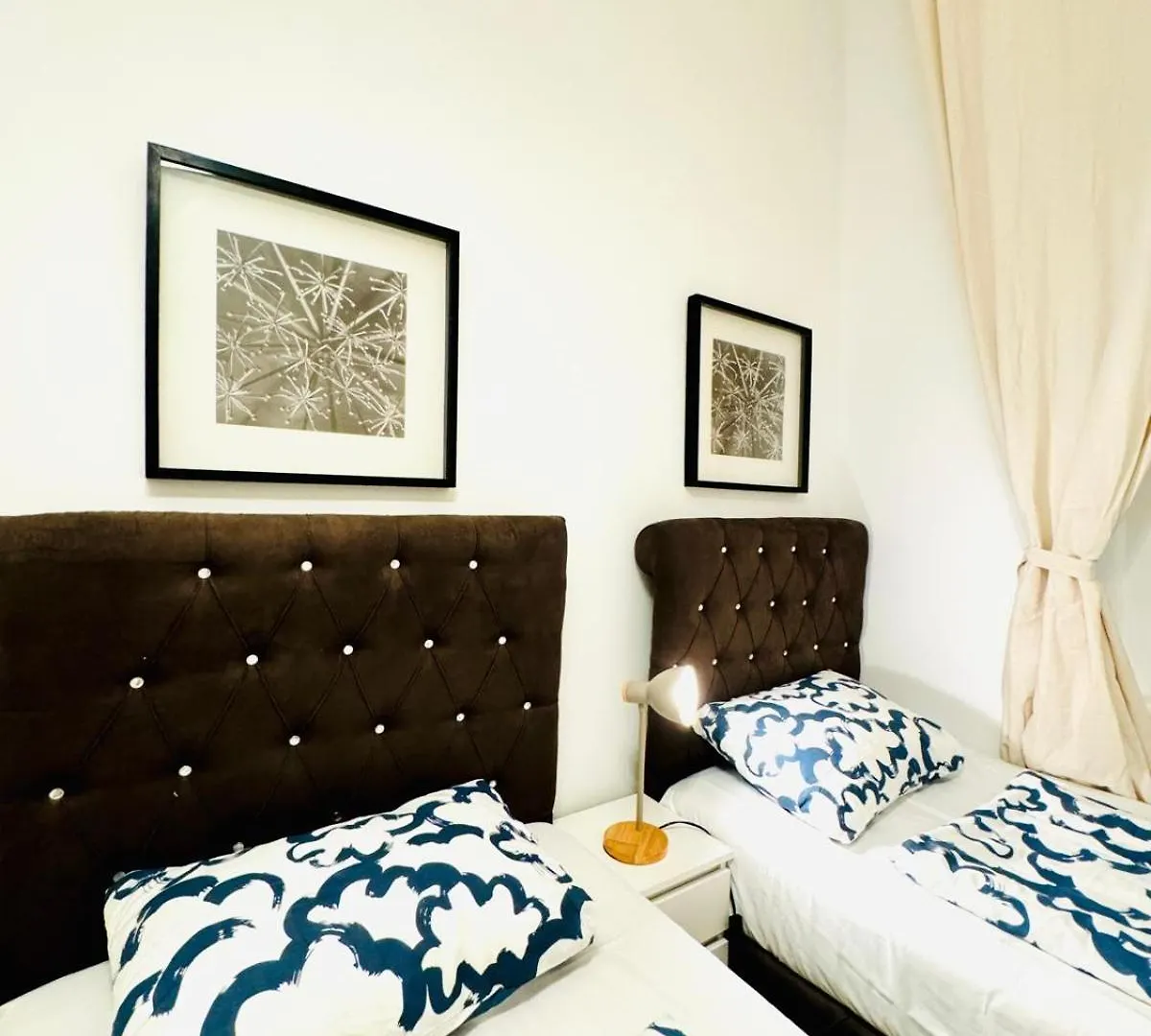 Charming 5Br Shared Apt, Minutes From Atzgersdorf Vienna 0*,
