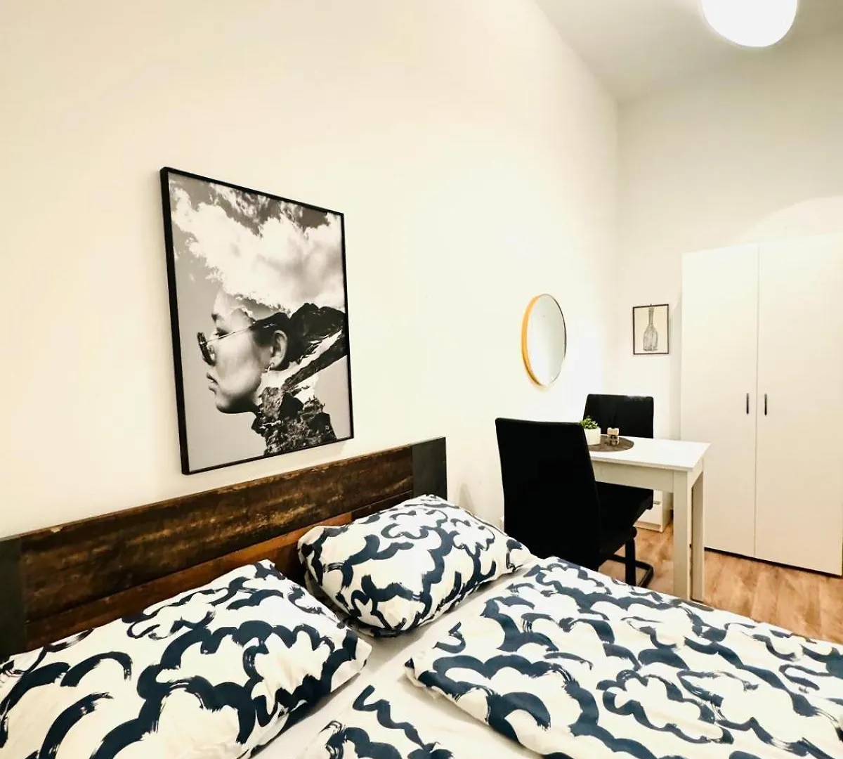 Charming 5Br Shared Apt, Minutes From Atzgersdorf Viena Apartamento