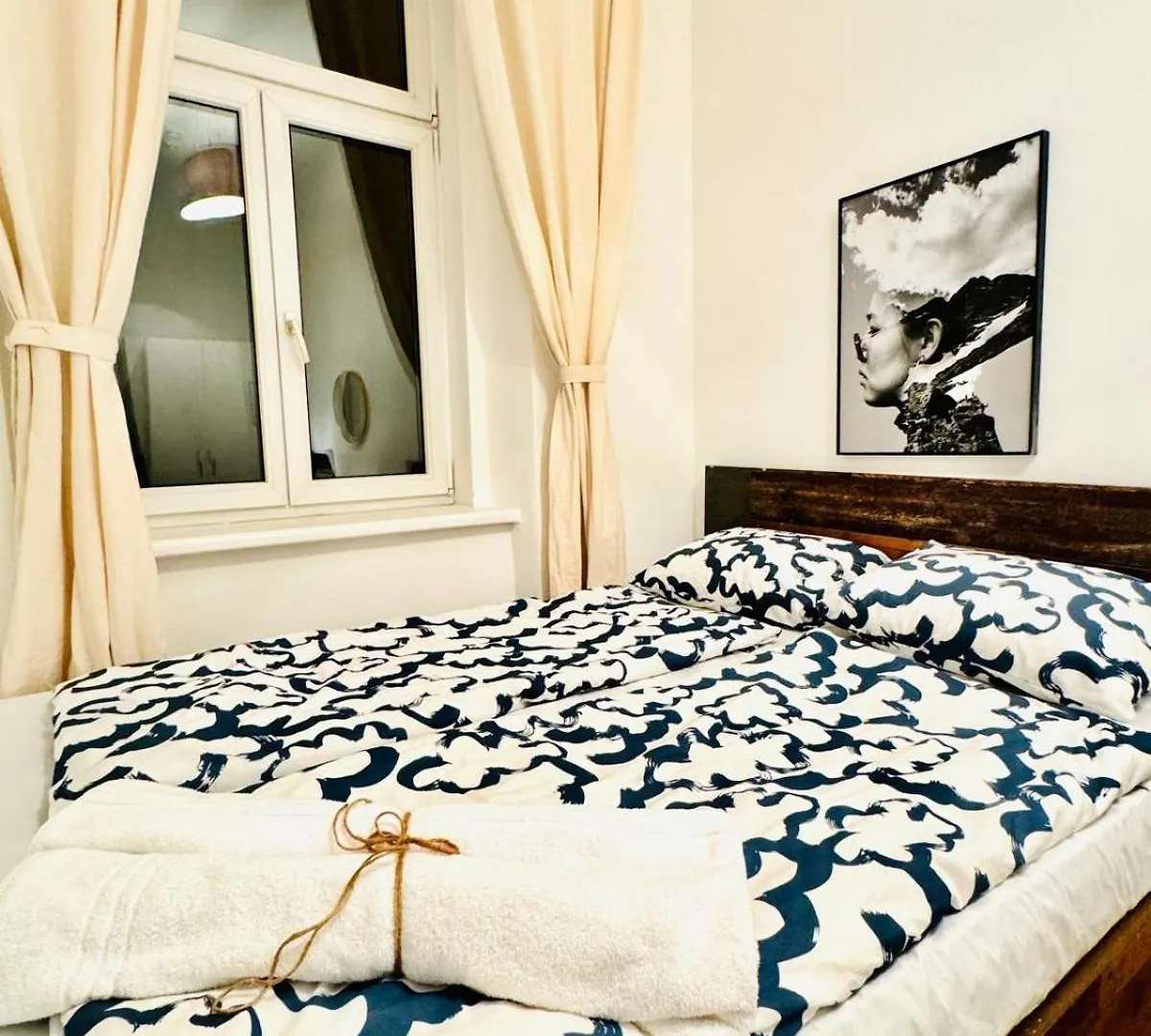 Charming 5Br Shared Apt, Minutes From Atzgersdorf Viena Apartamento