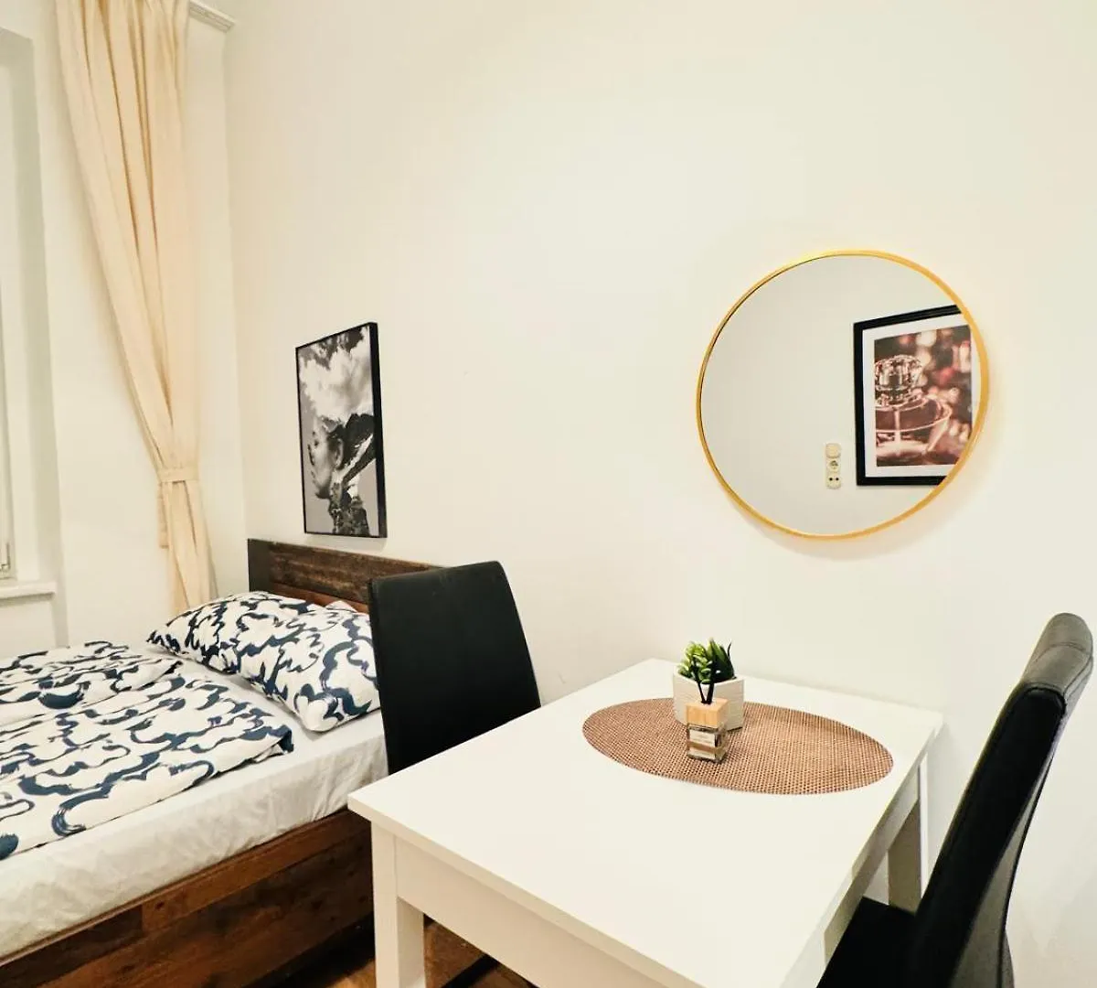 Charming 5Br Shared Apt, Minutes From Atzgersdorf Vienna