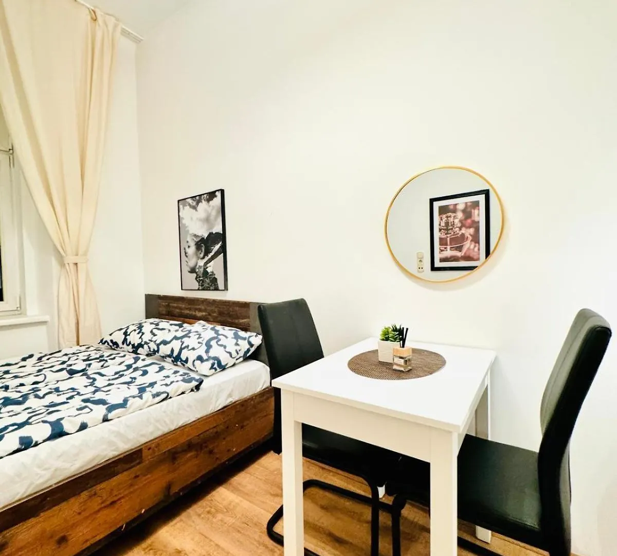 Apartment Charming 5Br Shared Apt, Minutes From Atzgersdorf Vienna